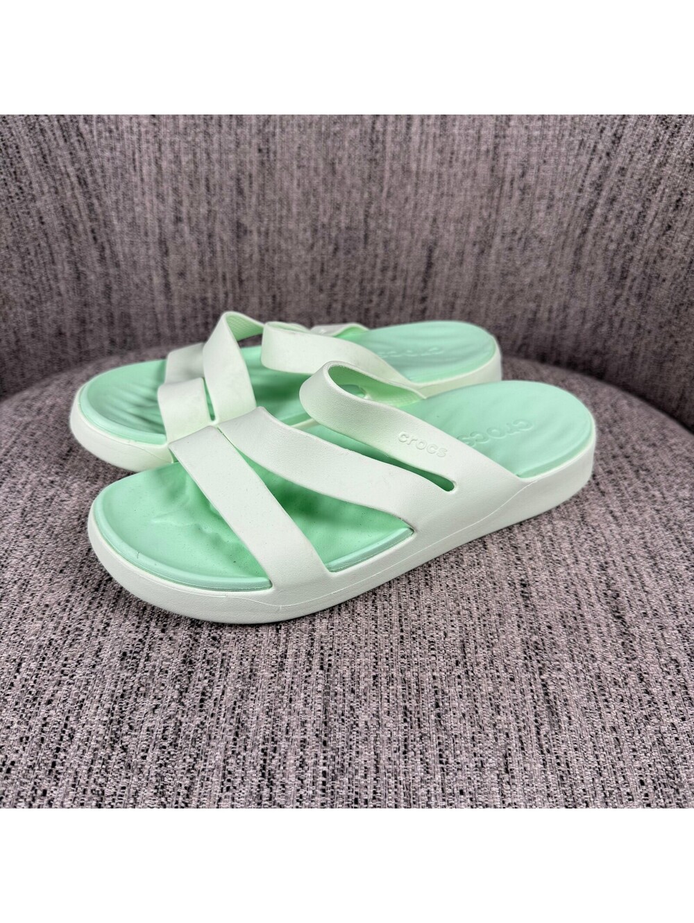 Crocs Swiftwater NEW Women's Strappy White and Mint Green Slip-On Sandals Size 8